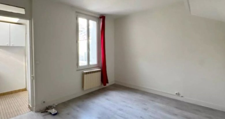 Achat / Vente appartement neuf Bordeaux réhabilitation à 6 min à vélo de la gare Saint-Jean (33000) - Réf. 13884