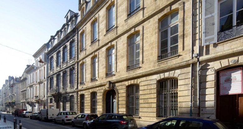 Achat / Vente appartement neuf Bordeaux rénovation à deux pas de la Basilique Saint-Michel (33000) - Réf. 8613